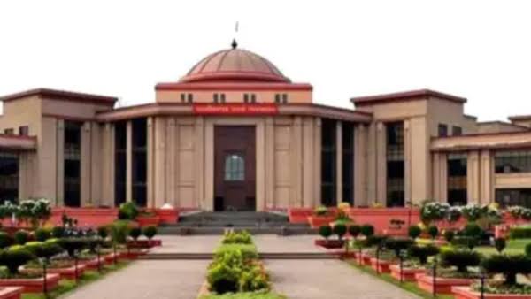 छत्तीसगढ़ : हाईकोर्ट को मिली बम से उड़ाने की धमकी, मचा हड़कंप